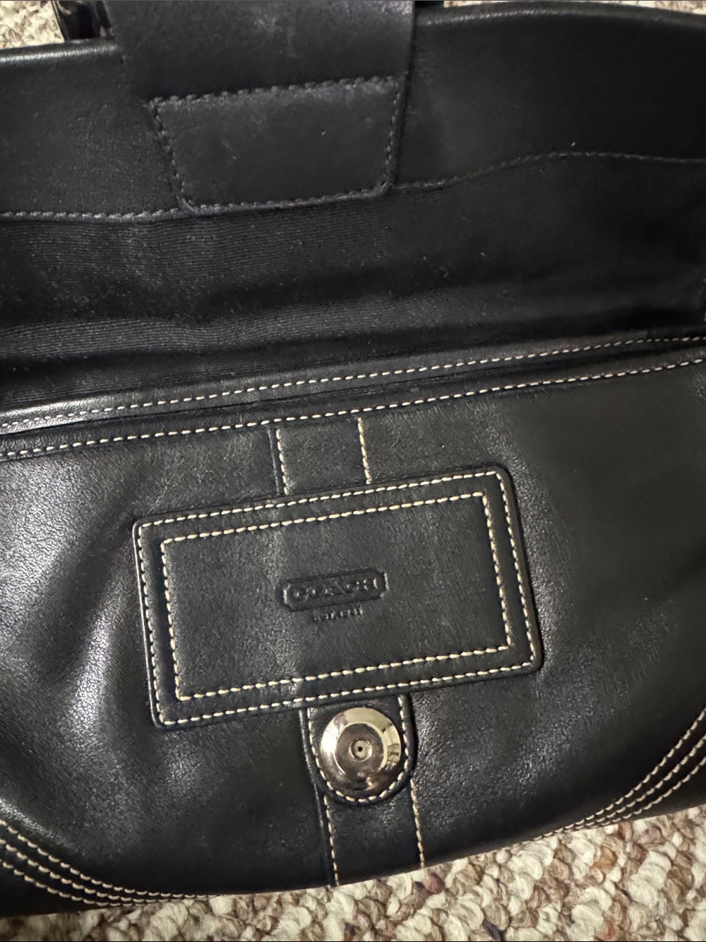 COACH Black Leather Shoulder Bag with Contrast Stitching - Picture 8 of 9